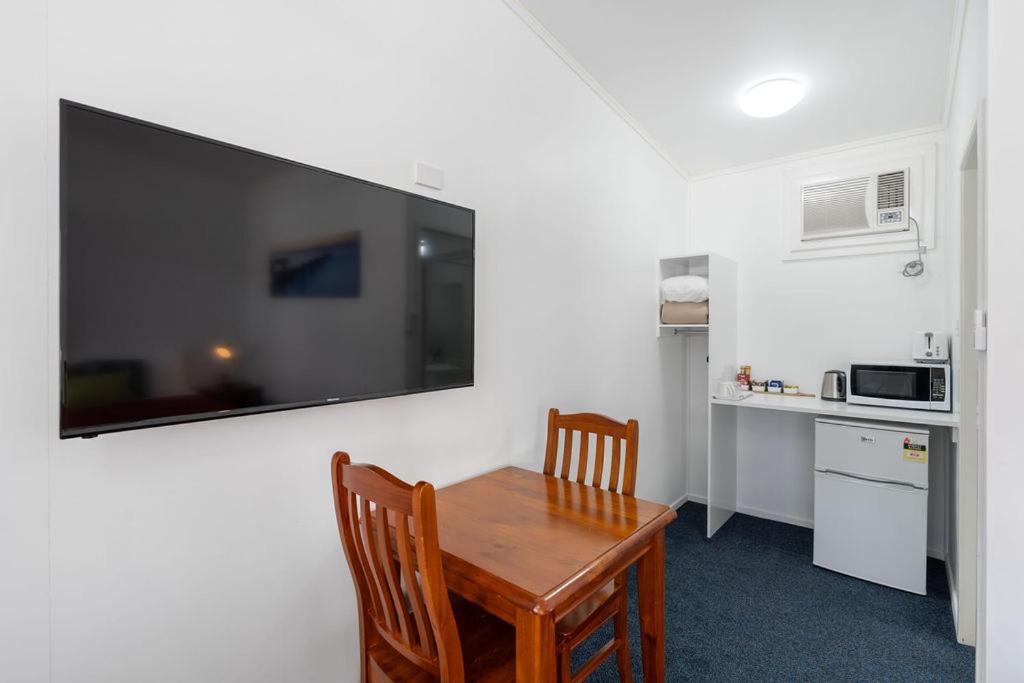 Royal Motel Tenterfield Exterior photo