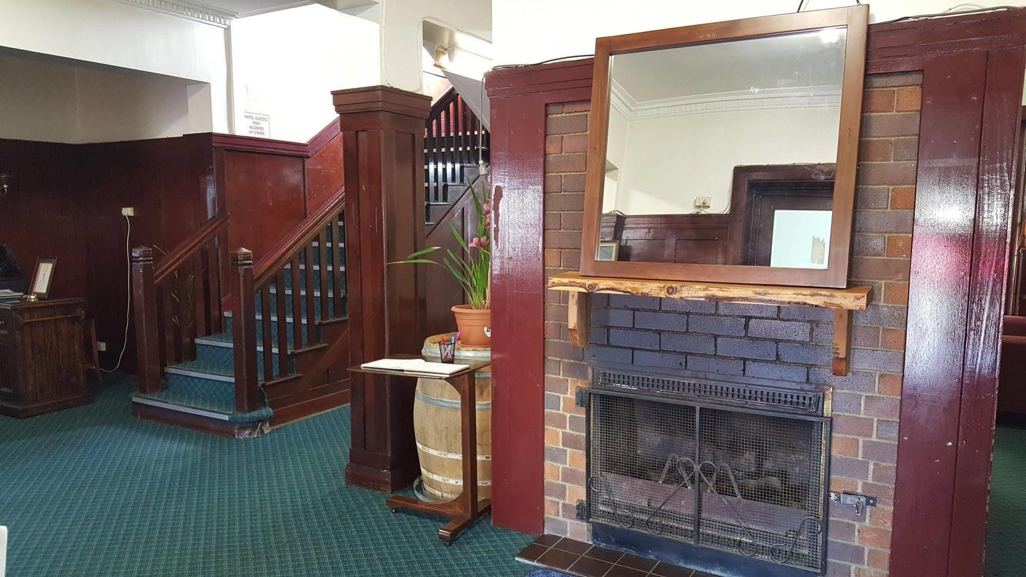 Royal Motel Tenterfield Exterior photo